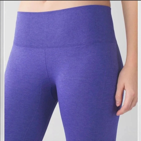 Lululemon In The Flow Crop II Heathered Purple Leggings Size 6 - Picture 4 of 16